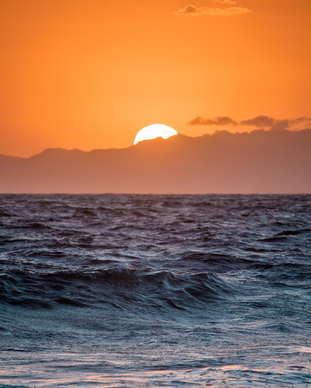 صور خلفيات شروق الشمس رائعة مناسبة للجوال والكمبيوتر صور خلفيات شروق الشمس رائعة مناسبة للجوال والكمبيوتر