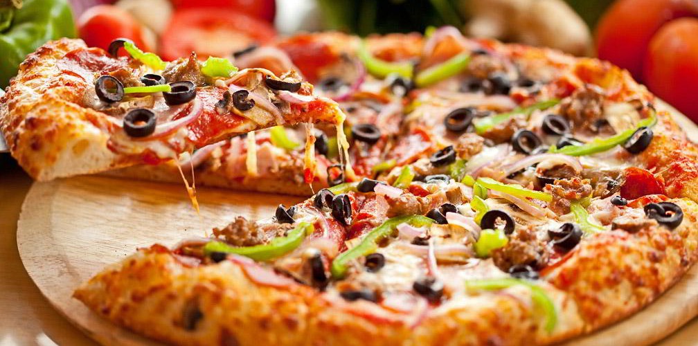 مشروع مطعم بيتزا ومعجنات وفطائر في السعودية كم يكلف وكم ارباحة