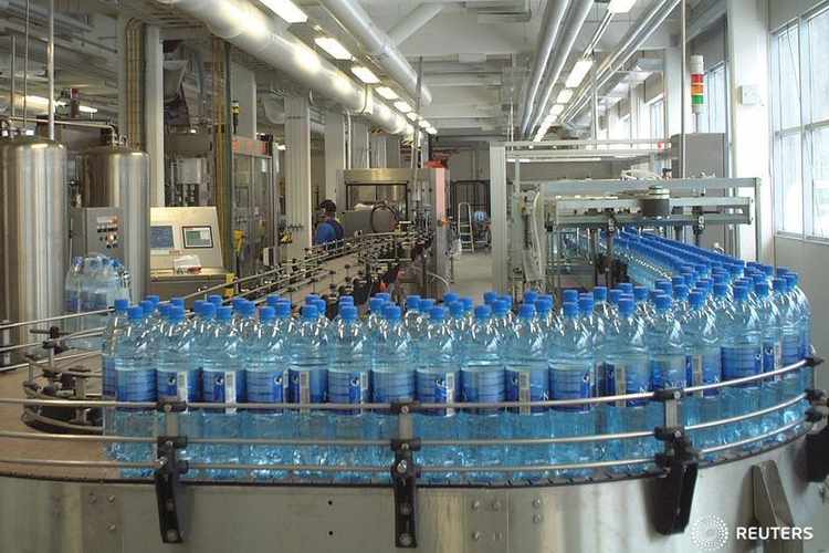 الصورة النمطية خطاط رحلة قصيرة  مشروع مصنع مياه دليلك للبدء بمشروع تعبئة وتوزيع المياه مع دراسة جدوى pdf
